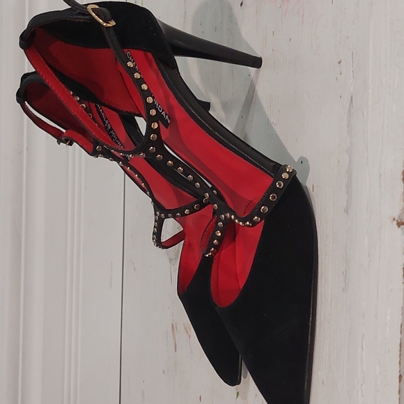 Charles Jourdan, size 9, black - Picture 1 of 4